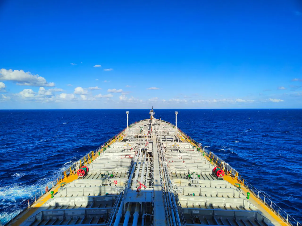 Tanker vessel